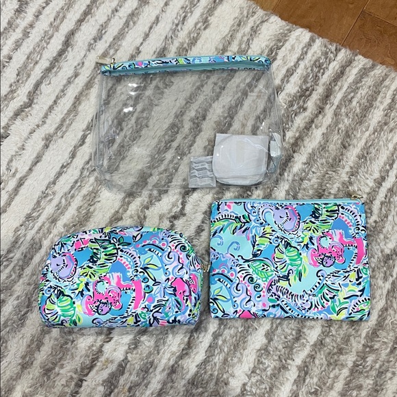 Lilly Pulitzer three pouch set - Picture 2 of 2